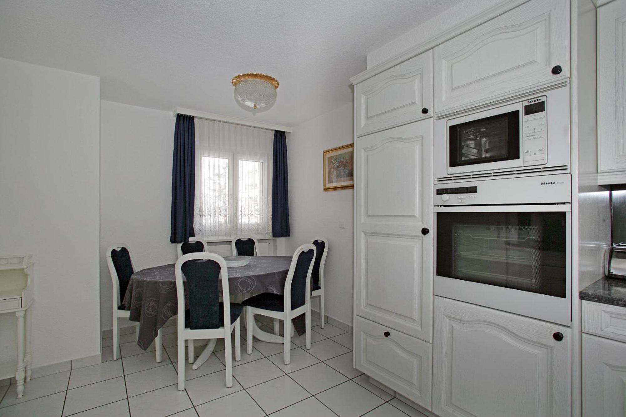 Baron / Baronesse Apartments Leukerbad Værelse billede